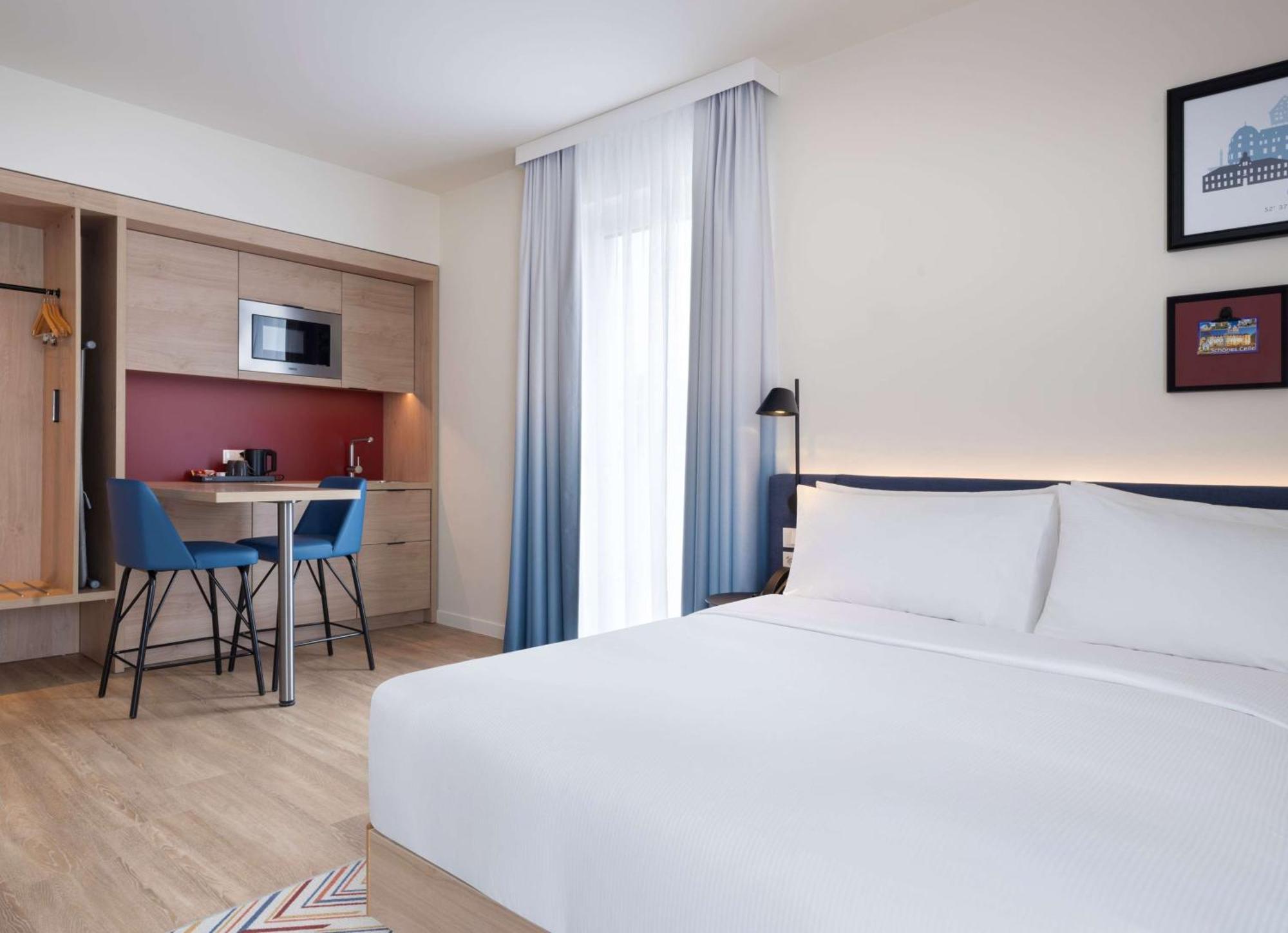 Hotel Hampton By Hilton Celle